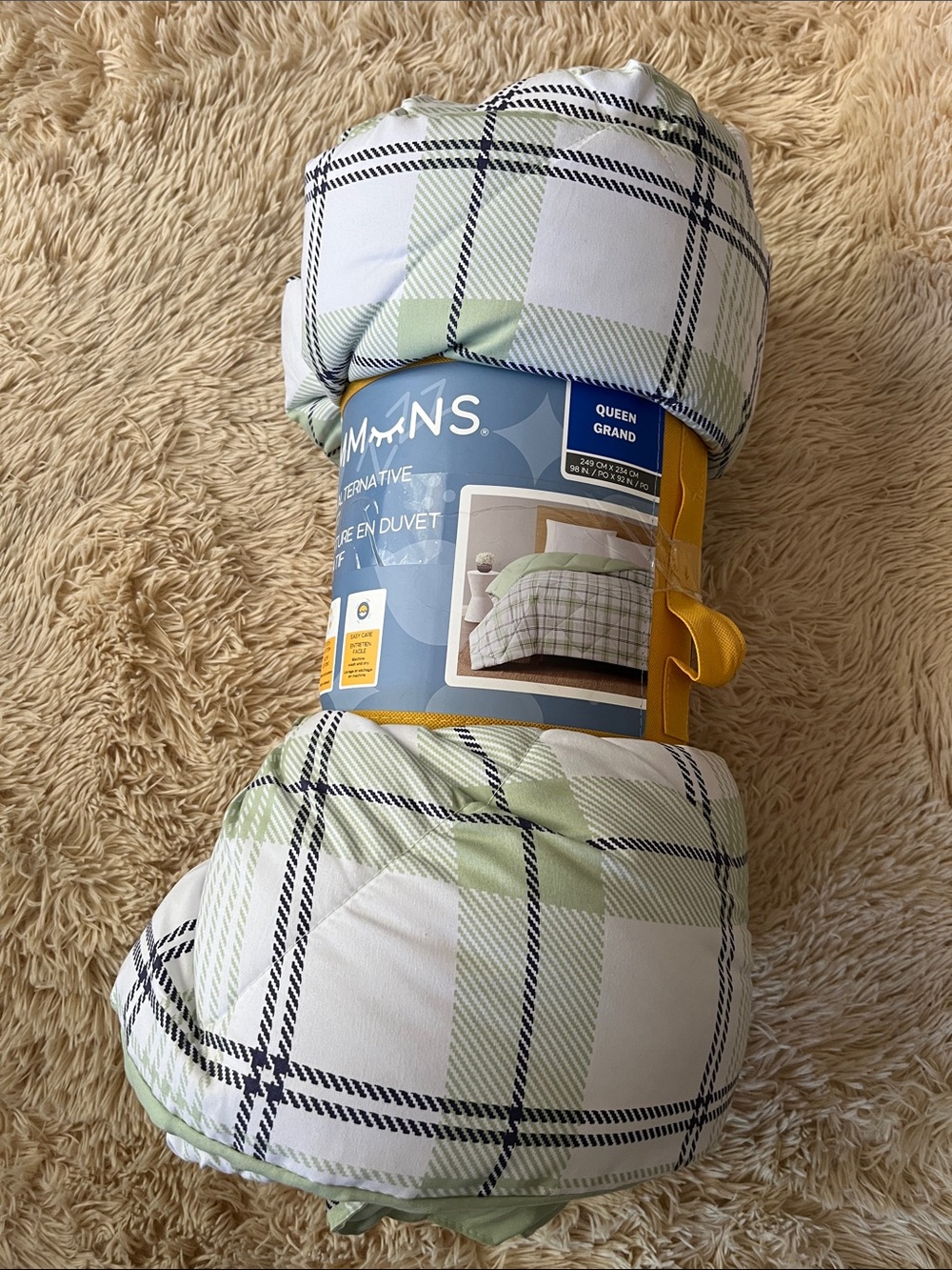 Queen/Grand Simmons Down Alternative Blanket